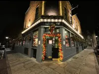 Dockers Inn Hôtels à proximité de : Métro Wapping