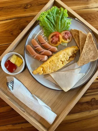 Blue Beach Resort Отели рядом с достопримечательностью «Tham Phraya Nakhon»