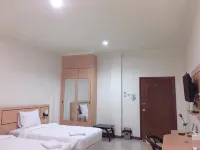 Hotel Humboldtbay Hotels in Джаяпура