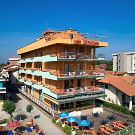 Hotel Cola Frontemare
