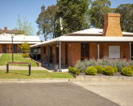 Bega Downs Motor Inn Hotels in Bega