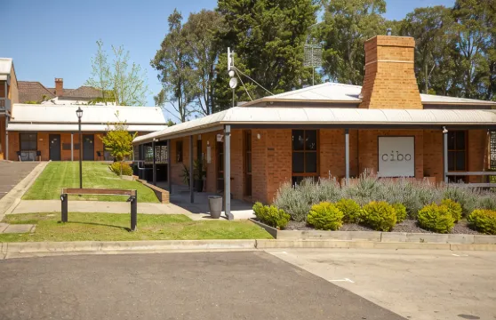 比加唐斯汽車旅館