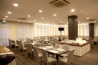 Hotel Majorca Sul Mare in Centro a Riccione