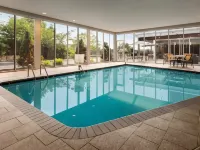 Wyndham Avon Hotels in Lorain County