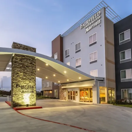 Fairfield Inn & Suites Bay City