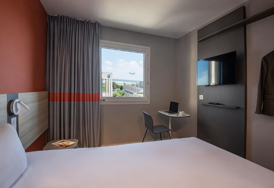 니스 공항에서 바라본 활주로