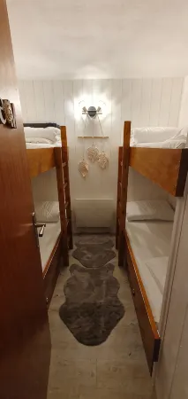 Renovated apartment 4/6 persons