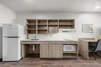 WoodSpring Suites Seattle Everett Hotels in Snohomish