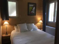 Chalet in Font-Romeu, 1800m altitude, breathtaking views, comfortable for 6 personalize