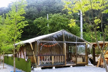 Yeongwol Nature Irang Camp Pension