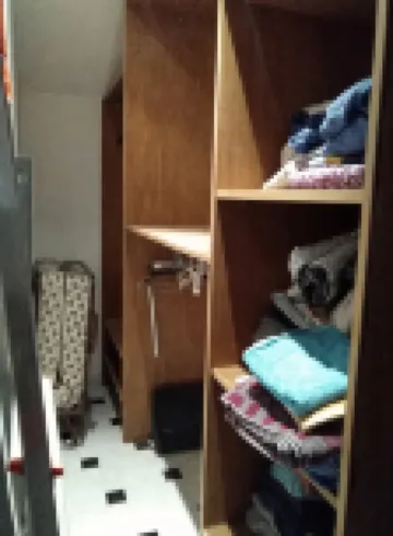 Spacious and Naturally Bright Bomboniera Rooftop Favors Apartment