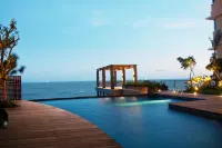 Golden Tulip Hotel & Suites Balikpapan - Beach