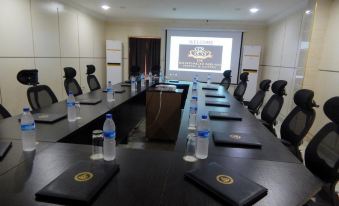 De Santiago Milan Hotel and Suites - Housity