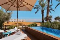Milos Dead Sea - Beach
