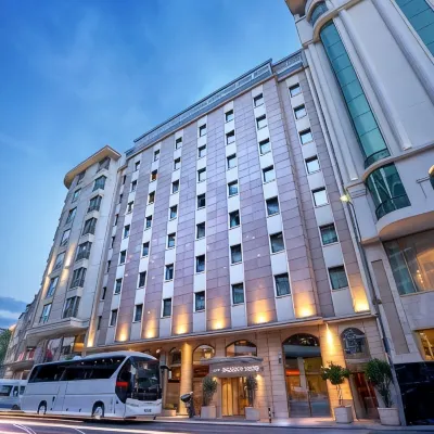 فندق فيرونيا Hotels near تاليمهانة