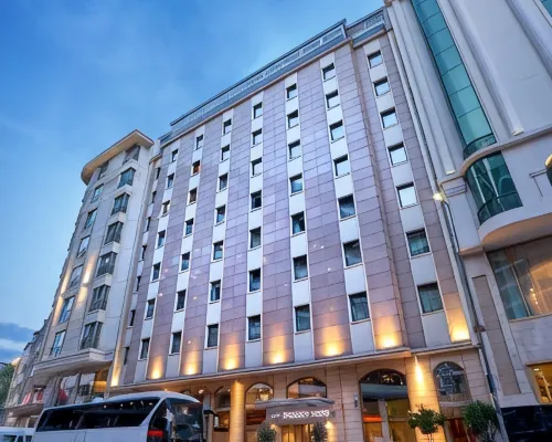 فندق فيرونيا Hotels near تاليمهانة