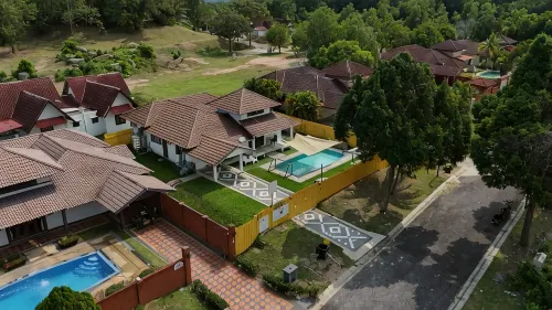 Lot 1319 - A'Famosa Melaka Bungalow Pool BBQ KTV