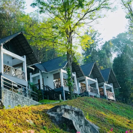 Woodrose Resort