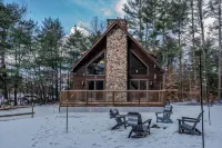 Private Modern Riverfront Ski Chalet - Near Gore Mountain and Lake George