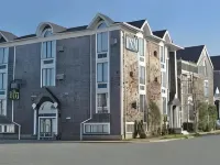 Commons Inn Hotels near Halifax Commons