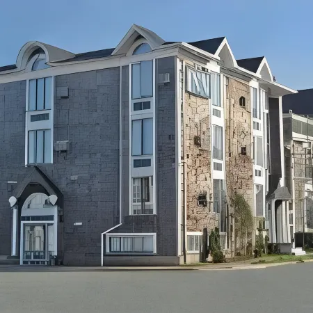 Commons Inn