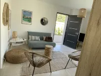 Villa with private pool, lentre_terre_et_mer
