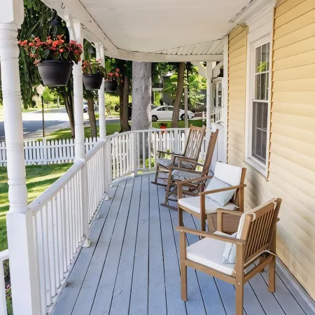 Solomon Ely Homestead - Charming Pittsfield Stay