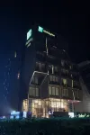 Holiday Inn KOLKATA AIRPORT by IHG - สระว่ายน้ำบนดาดฟ้า