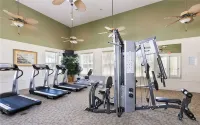 Luxurious River Views, Resort Amenities, Lrg 3 Bed, 2 Bath, Corner Unit, 2100 SF - 피트니스 시설