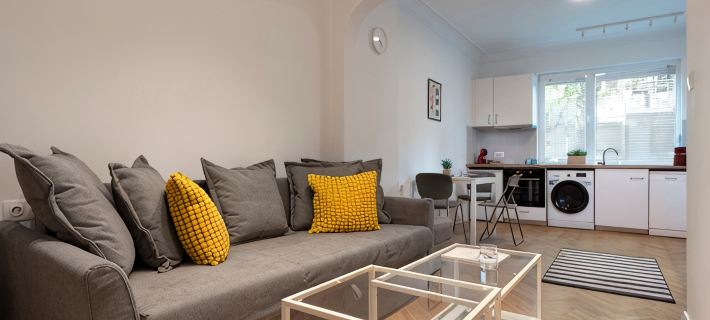 Starflat | Cozy central apartment next to NDK Hotels in Stolitjna Obsjtina