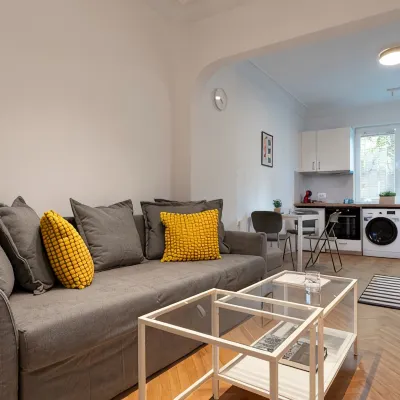 Starflat | Cozy central apartment next to NDK Hotels near Borisova Gradina