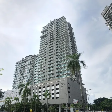 Lily & Loft - The Grand Sofo, Petaling Jaya Отели рядом с достопримечательностью «Торговый центр Evolve Concept Mall»