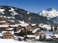 HUUS Gstaad Hotels in Gstaad