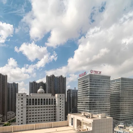 Longshun Hotel