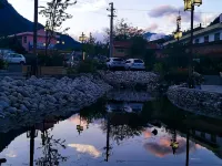 Taibai Beautiful Mood Bed and Breakfast Hotels in Taibai