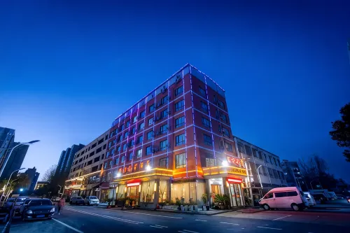 East Star Business Hotel - 2 tähden
