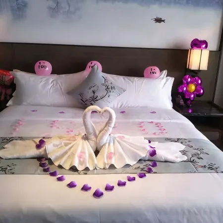 TILL BRIGHT Hotel (Shaoyang High-speed Railway Station)