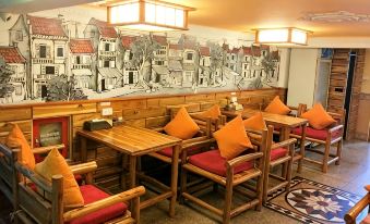 Little Diamond Hotel