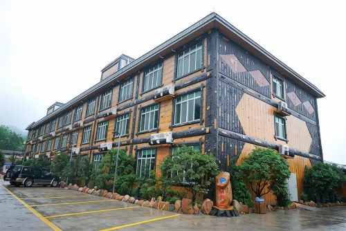 Xinfeng Jiangyuan Hot Spring Resort - Hot Tub