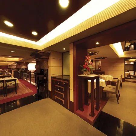 Hotel President