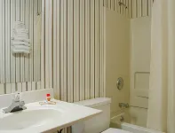 Super 8 by Wyndham Montgomery Maybrook