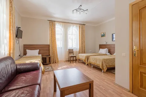 Povorot Hotel - С парковкой