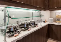 Residence Inn Seattle University District - breakfast