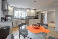 Avail. Now! Luxury Apartment with Porch  Close to Salisbury Beach. Sleeps 6.