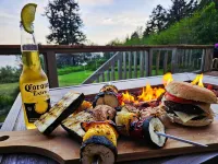 The West Coast Lodge: Private, Gorgeous, and Ready for Your Friends and Family! - 방갈로
