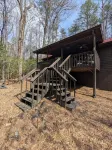Whispering Creek Cabin – Peaceful, Hot Tub, Firepit & Mountain Escape - 3-Sterne