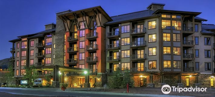 Trailhead Lodge Hotels in Routt County
