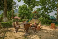 Summit Green Lake Tea Resort & Spa
