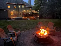 Poconos 6BR Retreat on 6 Private Acres – Hot Tub, Game Room, Fire Pit, Sleeps 16