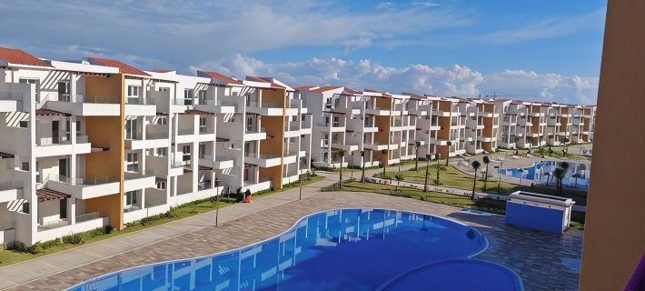Light & Airy Family apartment with private pools & excellent local beaches Hotels in Préfecture de Mdiq Fnideq